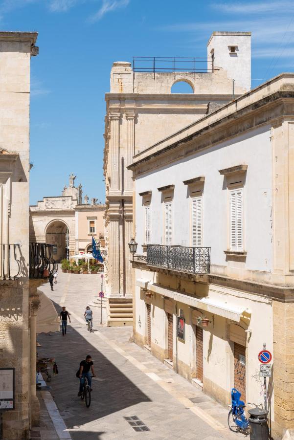 Palazzo Charlie Bed and Breakfast Lecce Esterno foto