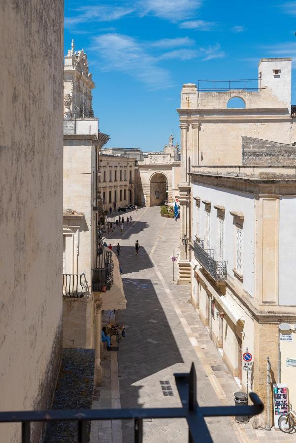 Palazzo Charlie Bed and Breakfast Lecce Esterno foto