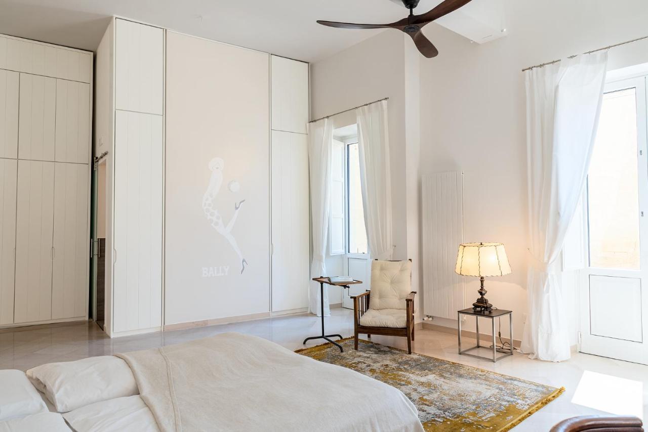 Palazzo Charlie Bed and Breakfast Lecce Esterno foto